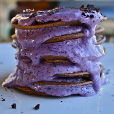 Chocolate Chunk Pancakes With Blueberrycream 