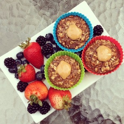 Chocolate Protein Baked Oatmeal Cups