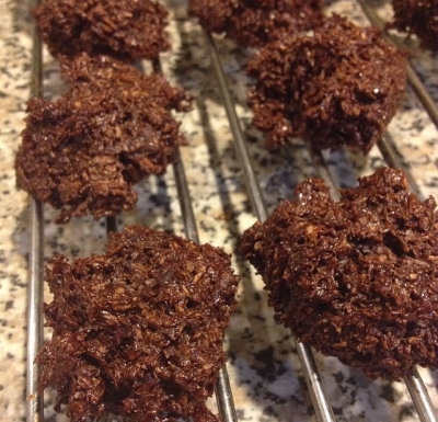 Chocolate Protein Macaroons
