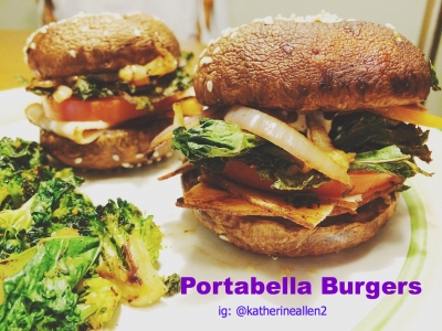 Portabella Mushroom Buns With Turkey and Kale Chips