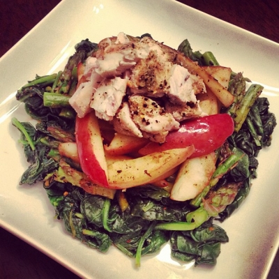 Sauteed Apple, Asparagus and Spinach Chicken Salad