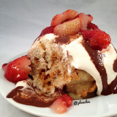 Strawberry Cheesecake Mugcake
