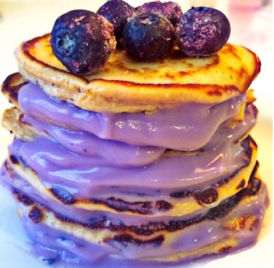Stuffed Peanut Butter and Jelly Protein Pancakes